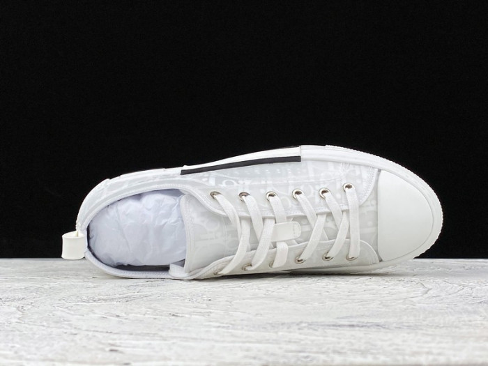 b23 oblique low-top sneaker