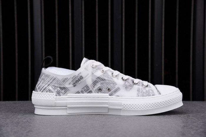 b23 oblique low-top sneaker