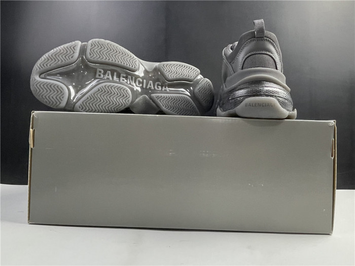 Ba*len*cia*ga triple s sneaker