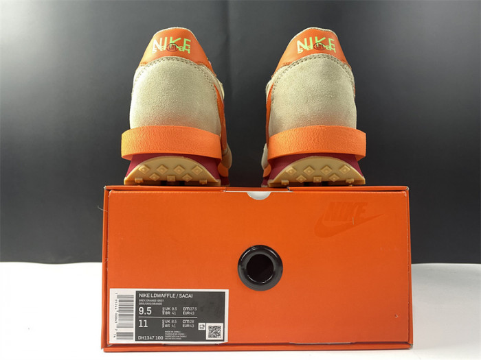 clot x sacai x nike ldv waffle dh1347-100