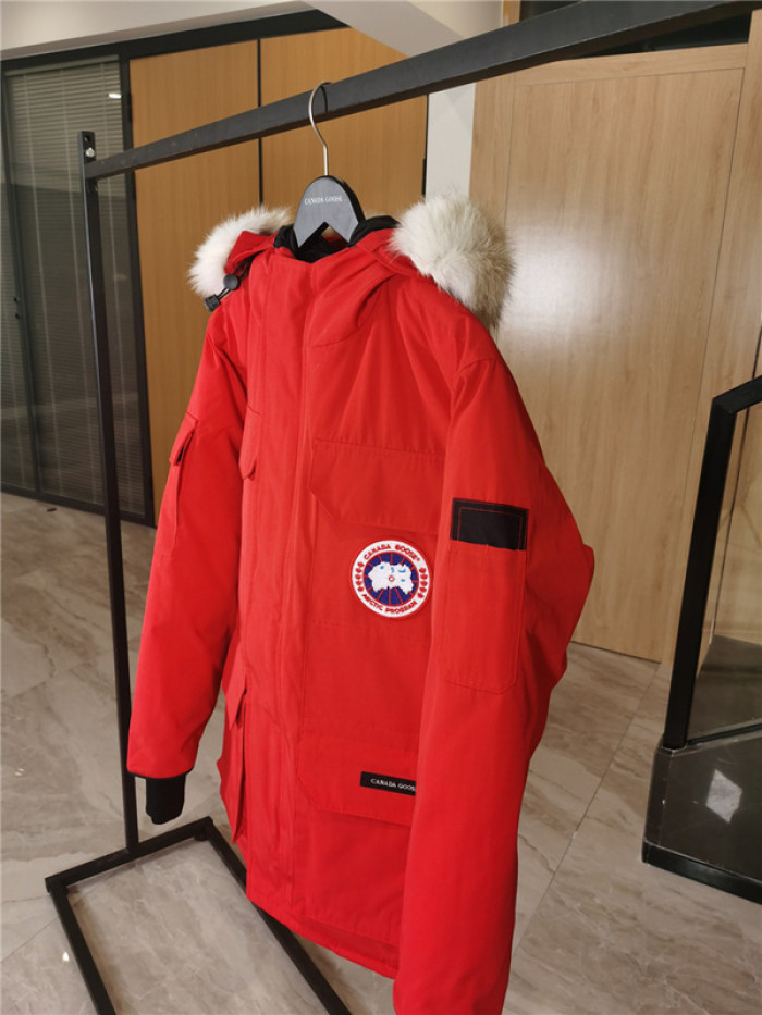 Can*a Go*e down jacket