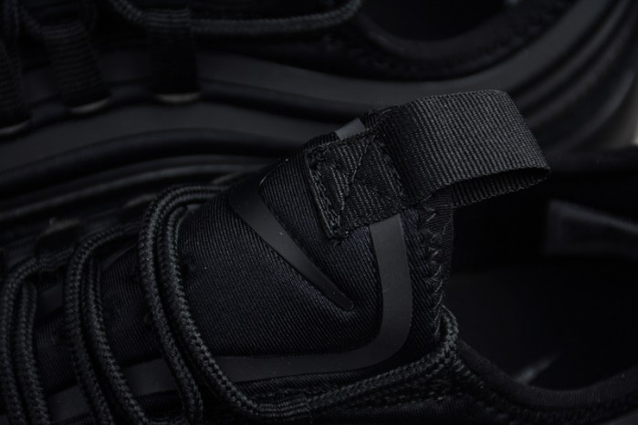nike air max 97 ultra 17 se triple black 924452-001