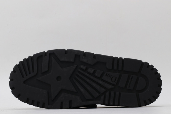 d1or id sneaker