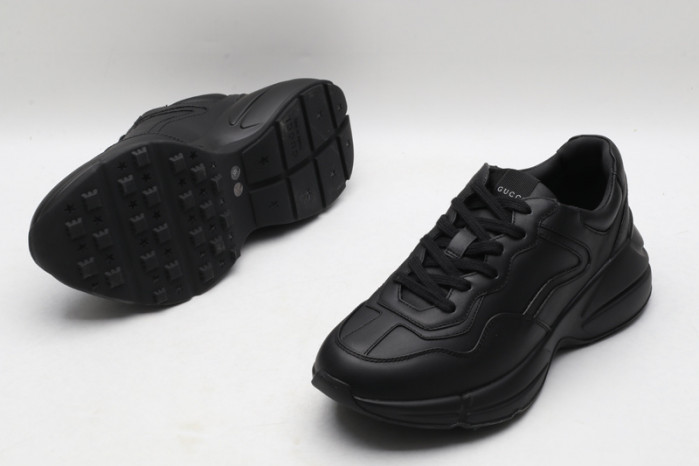 G*u*i sneaker g1000014