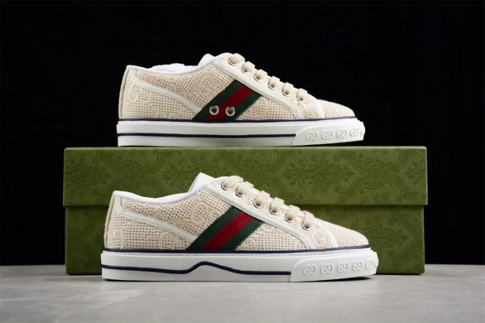 G*u*i sneaker g1000002