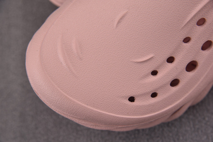 salehe bembury x crocs pollex clog