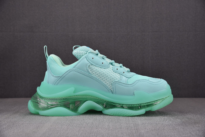 Ba*len*cia*ga triple s clear sole green