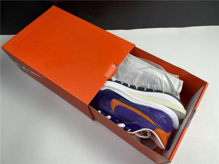 nike vaporwaffle sacai dark iris dd1875-500