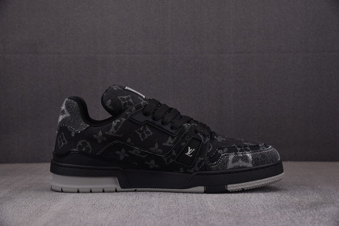 lou1s vu1tton sneakers