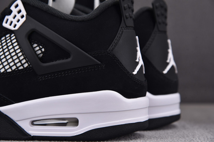 air jordan 4 “white thunder”