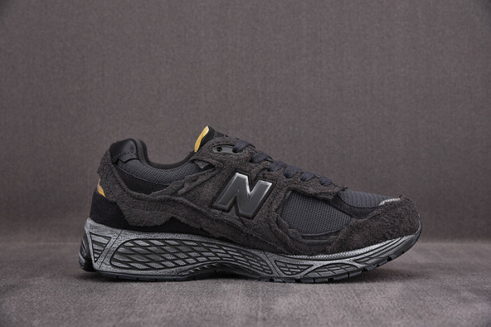 new balance 2002r protection pack phantom