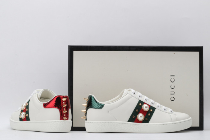 G*u*i sneaker g1000036