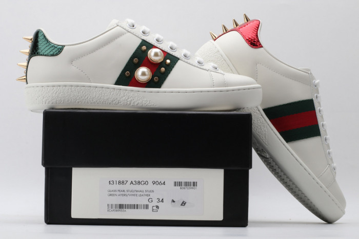 G*u*i sneaker g1000036