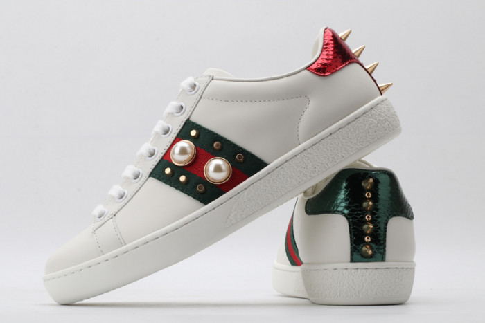 G*u*i sneaker g1000036