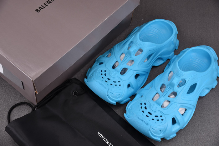 balenciag sandals