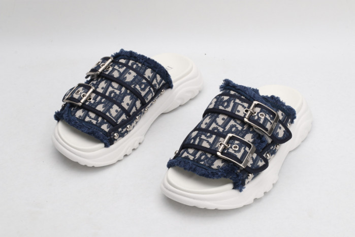 d1or sandal