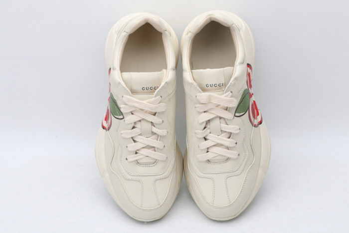 G*u*i sneaker g1000076