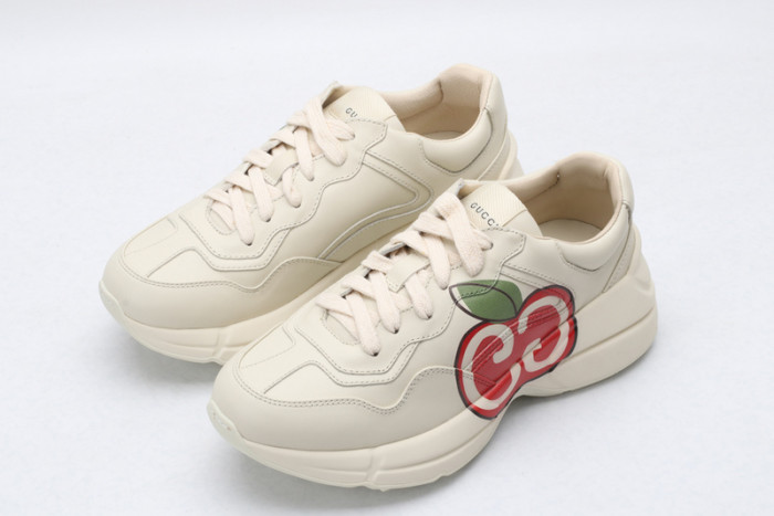 G*u*i sneaker g1000076