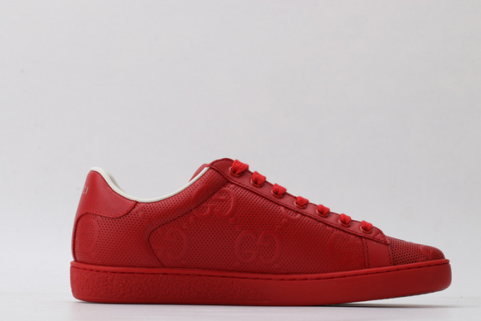 G*u*i sneaker g1000021