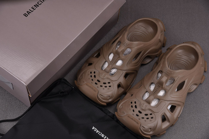 balenciag sandals