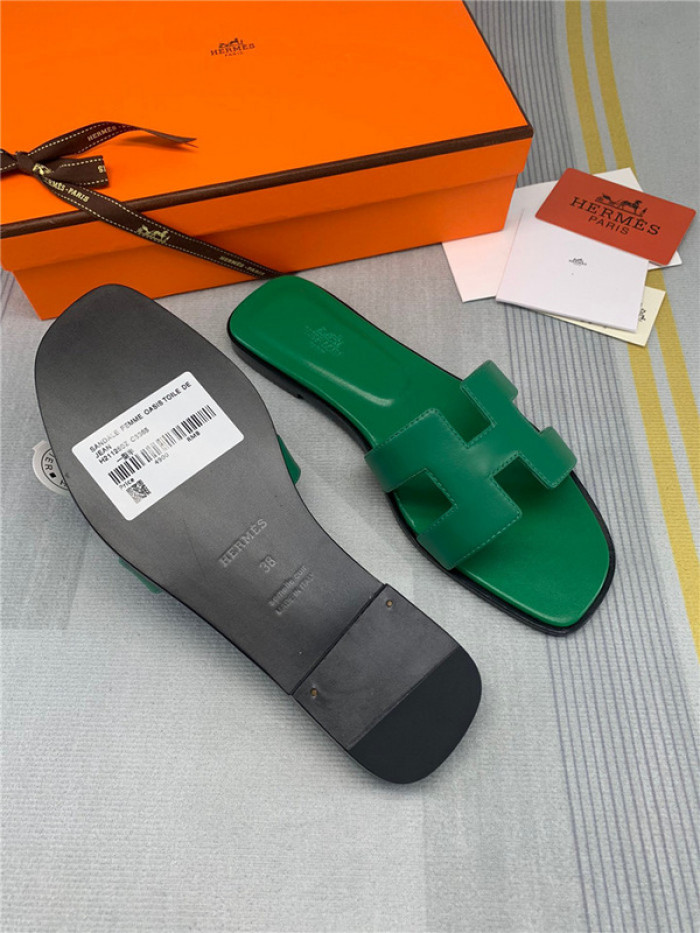 h*rmes sandals 800028