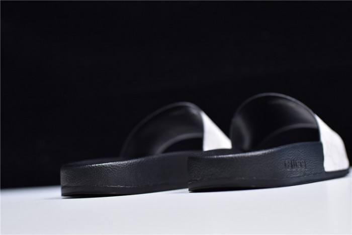 gucc1 sandals