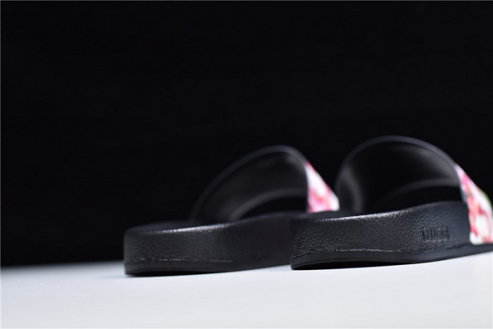 gucc1 sandals