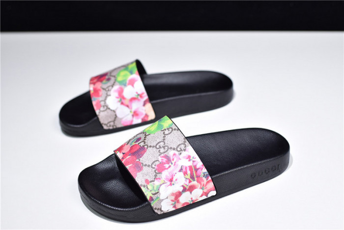 gucc1 sandals