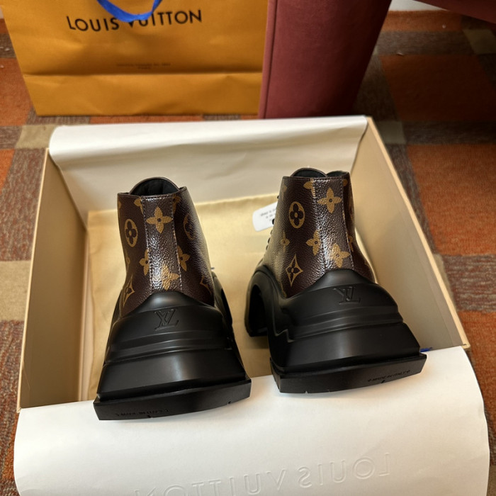 l&v sneaker 1aarr71
