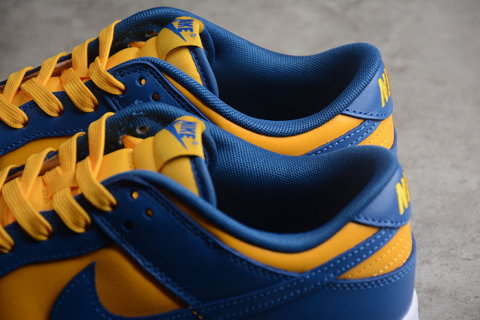 nike dunk low ucla