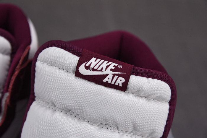 jordan 1 retro high og bordeaux - 555088-611