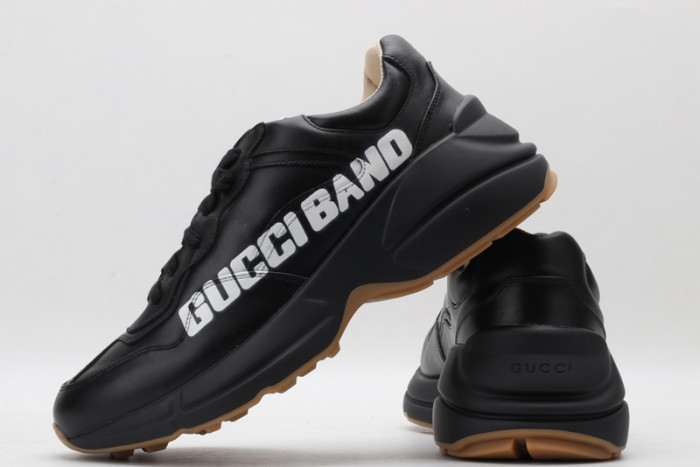 G*u*i sneaker g1000054