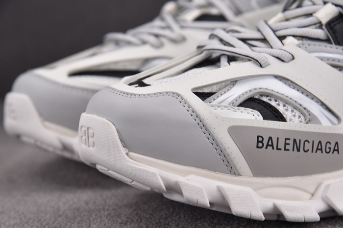 balen track 2000004