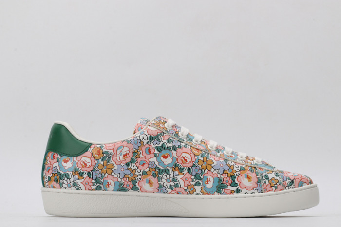 G*u*i sneaker g1000024