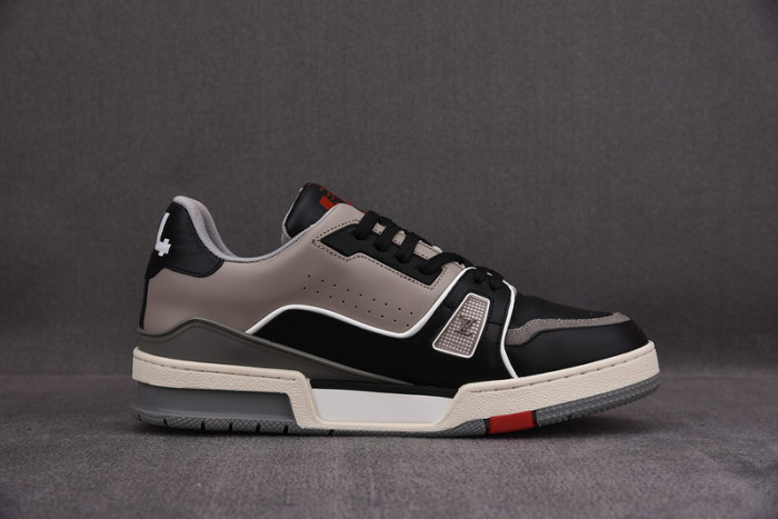lou1s vu1tton sneakers