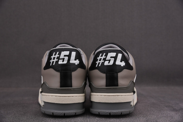 lou1s vu1tton sneakers