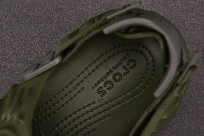 salehe bembury x crocs pollex clog“cucumber”