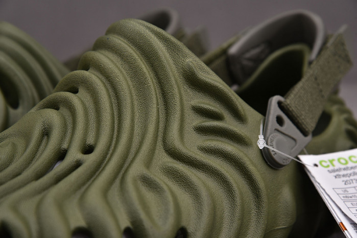 salehe bembury x crocs pollex clog“cucumber”