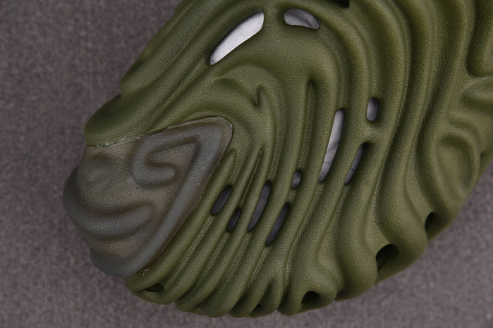 salehe bembury x crocs pollex clog“cucumber”