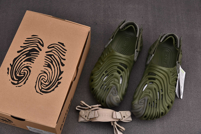 salehe bembury x crocs pollex clog“cucumber”
