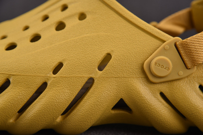 salehe bembury x crocs pollex clog 207393-844