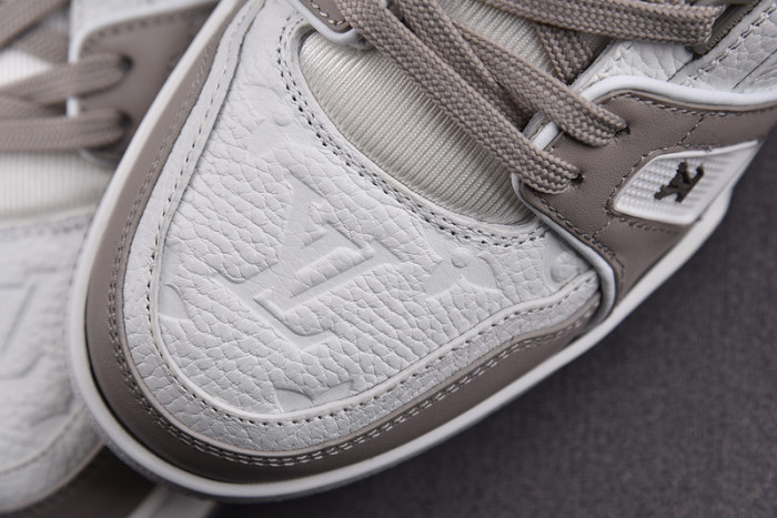 lou1s vu1tton sneakers