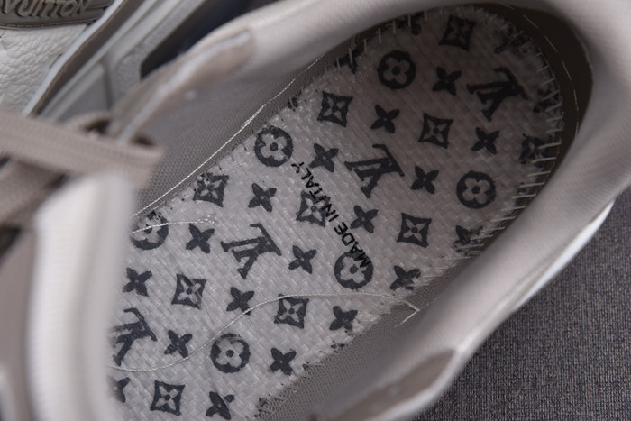 lou1s vu1tton sneakers
