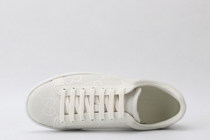 G*u*i sneaker g1000023