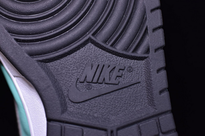 nike dunk sb low diamond S*pply co. "t*f*ny" 304292-402