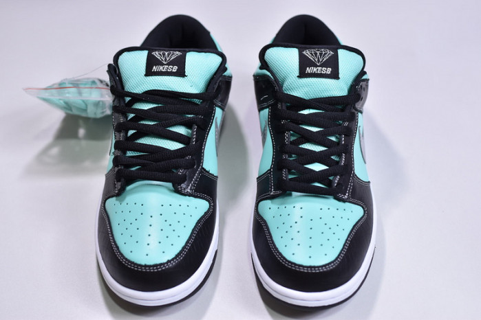 nike dunk sb low diamond S*pply co. "t*f*ny" 304292-402