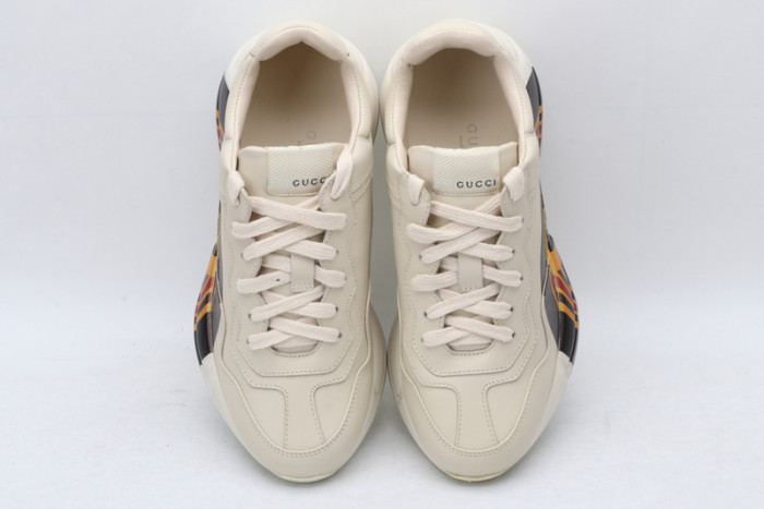 G*u*i sneaker g1000055