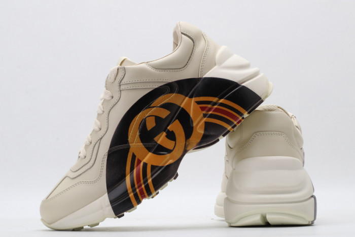 G*u*i sneaker g1000055