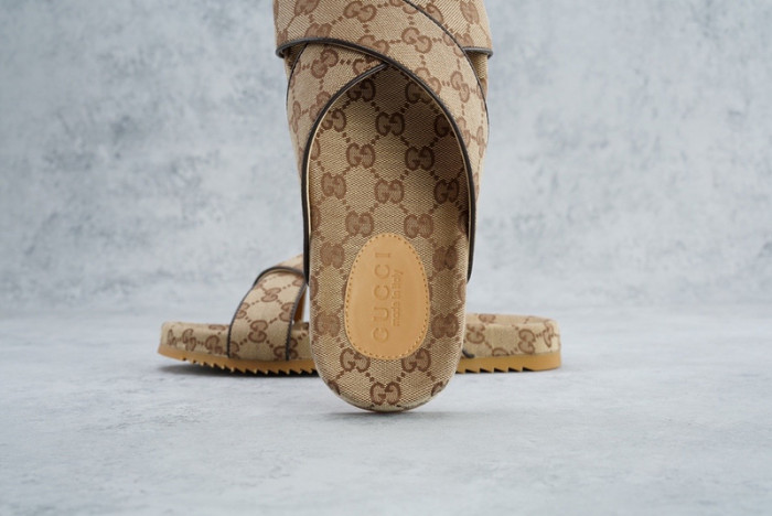guc*i slide sandal