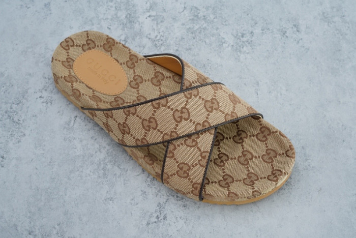 guc*i slide sandal